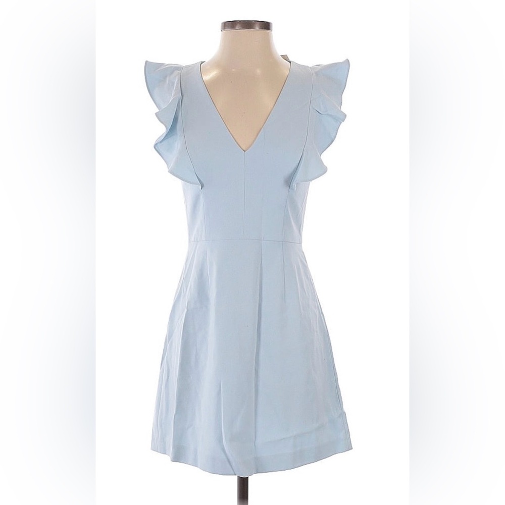 -French Connection
Size 4 Cocktail dress
-Excellent Condition